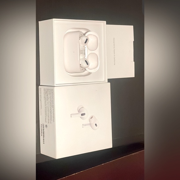 Airpod pro 2 - Picture 1 of 3